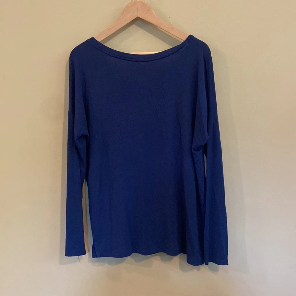 Color Thread Basic Dark Blue Top - Picture 3 of 6